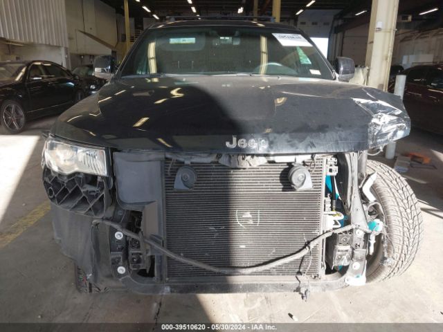 1C4RJEAG0KC621740 Jeep Grand Cherokee Laredo E 4x2