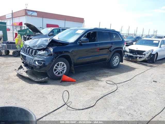 Jeep Grand Cherokee Laredo E 4x2 2018 1C4RJEAG8JC429576 Image 2