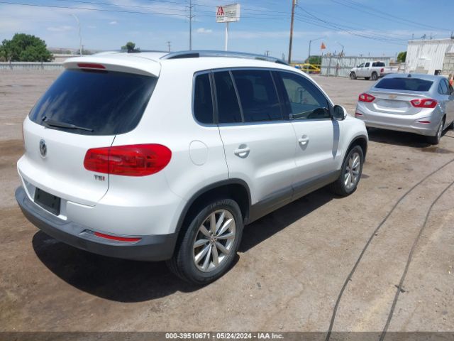 WVGRV7AXXHW504749 Volkswagen Tiguan 2.0t Wolfsburg Edition