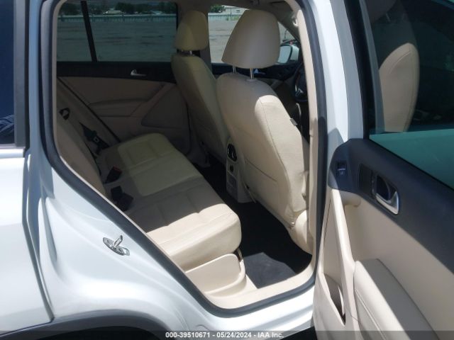 WVGRV7AXXHW504749 Volkswagen Tiguan 2.0t Wolfsburg Edition