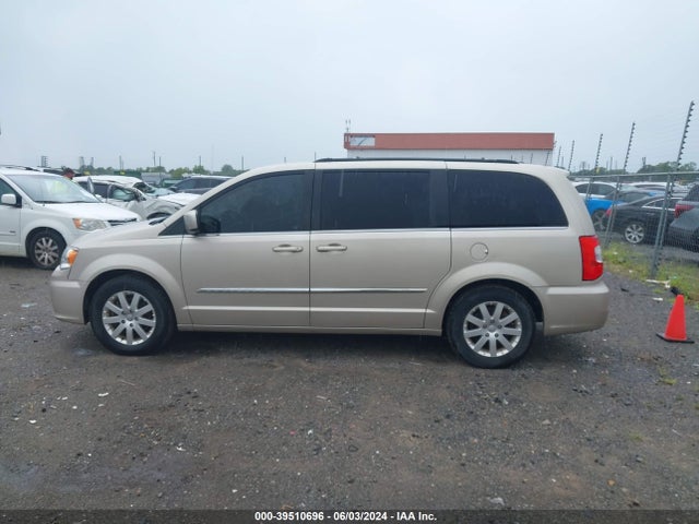 2C4RC1BG6FR545360 Chrysler Town & Country Touring