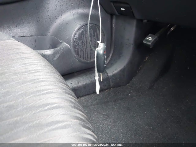Nissan ROGUE S 2019 5N1AT2MT1KC760852 Image 11