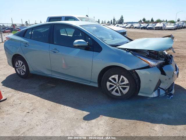 Toyota Prius Two 2018 JTDKBRFU2J3061352 Image 13
