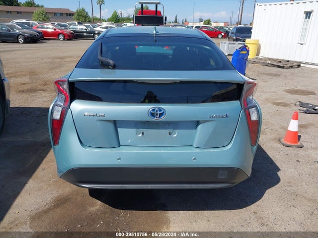 Toyota Prius Two 2018 JTDKBRFU2J3061352 Image 16