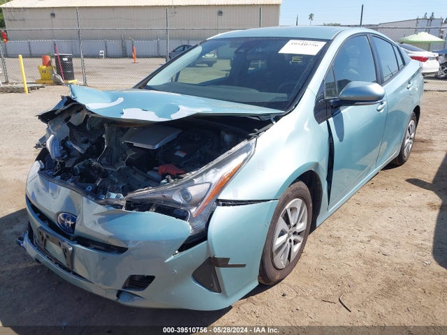 Toyota Prius Two 2018 JTDKBRFU2J3061352 Image 18