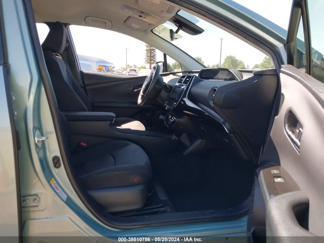 Toyota Prius Two 2018 JTDKBRFU2J3061352 Image 5