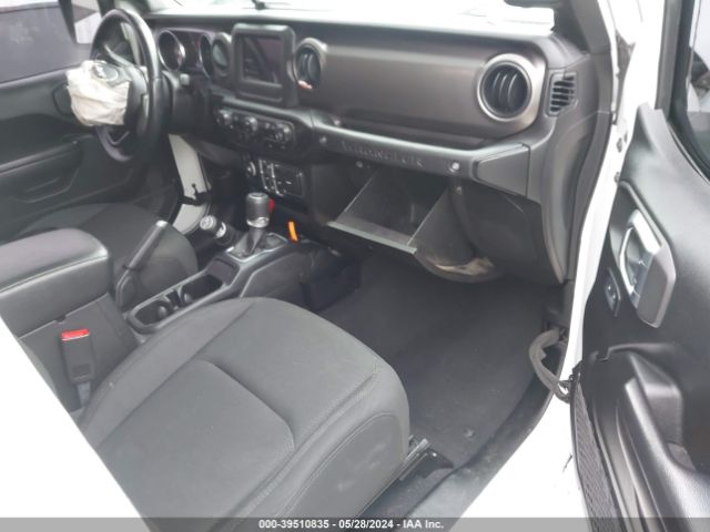1C4HJXDG6LW142001 Jeep Wrangler Unlimited Sport S 4x4
