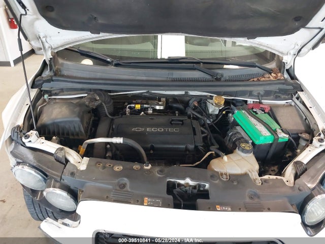 Chevrolet Sonic Ls Auto 2014 1G1JA6SH8E4126820 Image 10