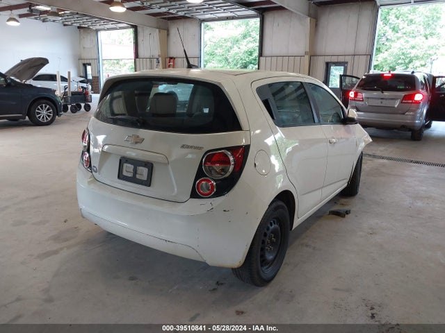 Chevrolet Sonic Ls Auto 2014 1G1JA6SH8E4126820 Image 4