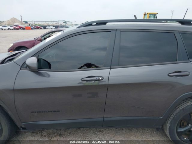 1C4PJLDB9JD533872 Jeep Cherokee Limited Fwd