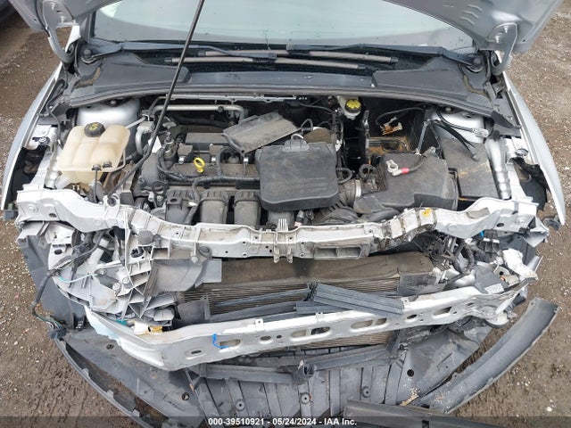 Ford FOCUS SE 2016 1FADP3K21GL301954 Image 10