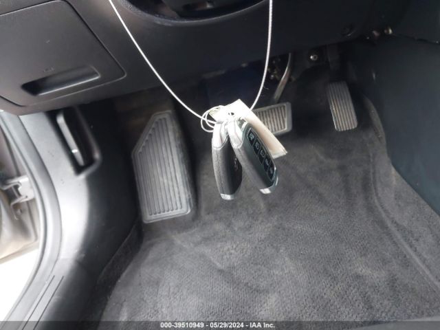 KMHLS4AG5PU569449 Hyundai ELANTRA SEL