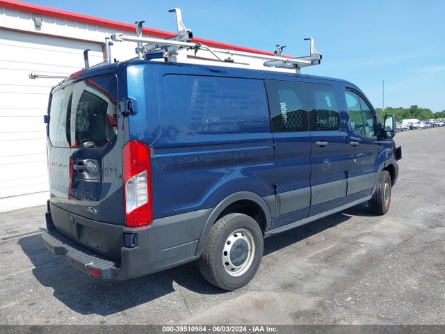 Ford Transit-250 2019 1FTYR1ZM0KKB60228 Image 4