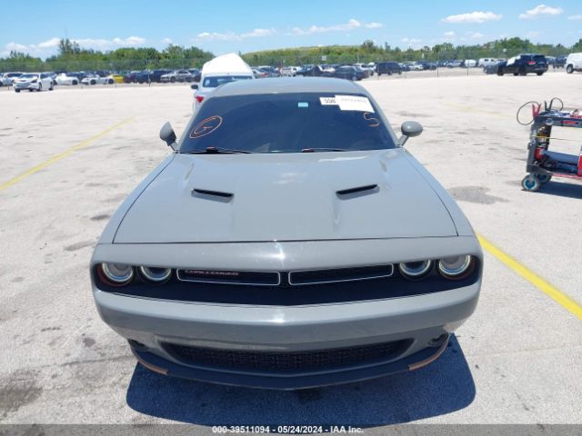 2C3CDZAG9HH502289 Dodge Challenger Sxt Plus
