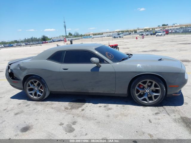 2C3CDZAG9HH502289 Dodge Challenger Sxt Plus