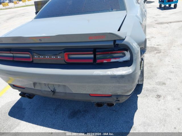 2C3CDZAG9HH502289 Dodge Challenger Sxt Plus