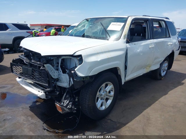 Toyota 4runner Sr5 Premium 2023 JTEFU5JR0P5295618 Image 2