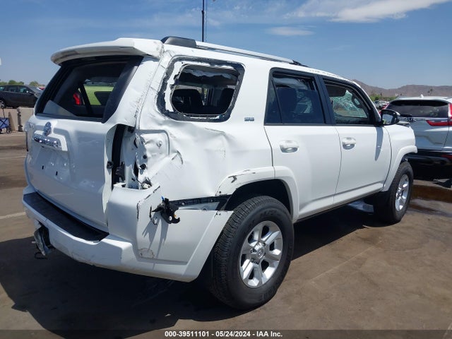 Toyota 4runner Sr5 Premium 2023 JTEFU5JR0P5295618 Image 4