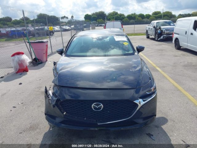 3MZBPABM8MM204748 Mazda MAZDA3