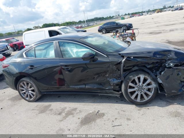 3MZBPABM8MM204748 Mazda MAZDA3
