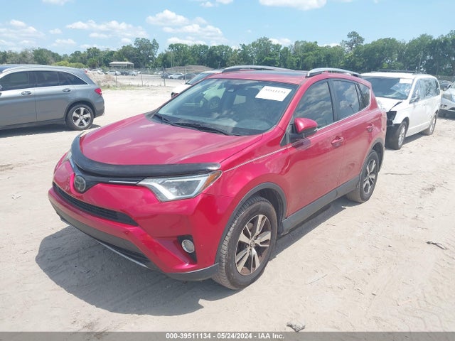 Toyota Rav4 Xle 2017 JTMWFREV1HJ148245 Image 2