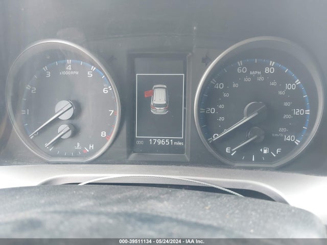 Toyota Rav4 Xle 2017 JTMWFREV1HJ148245 Image 7