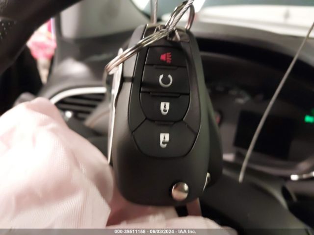 KL7CJNSB1MB313605 Chevrolet Trax Awd Ls