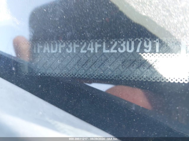 Ford FOCUS SE 2015 1FADP3F24FL230791 Image 9