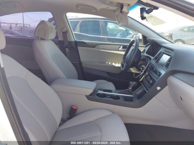 5NPE24AFXHH574467 Hyundai SONATA SE