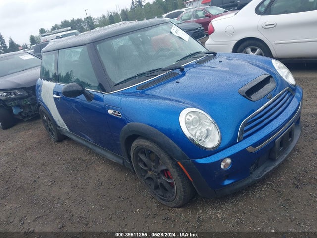 2006 MINI COOPER S WMWRE33506TN25274 Photo 0