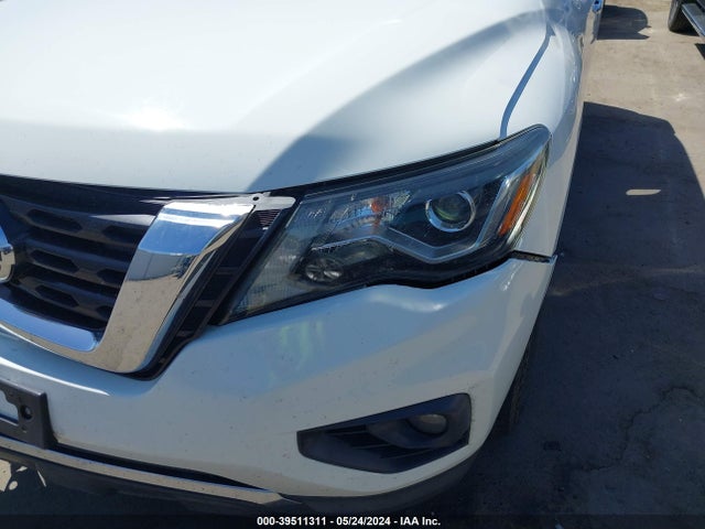 Nissan Pathfinder Sl 2018 5N1DR2MM4JC630034 Image 18