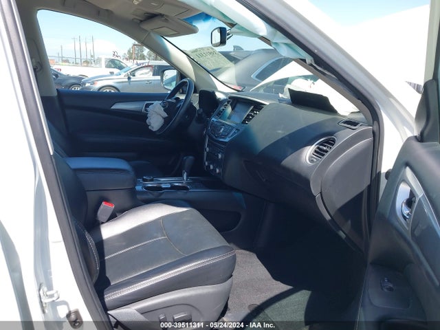 Nissan Pathfinder Sl 2018 5N1DR2MM4JC630034 Image 5