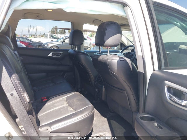 Nissan Pathfinder Sl 2018 5N1DR2MM4JC630034 Image 8