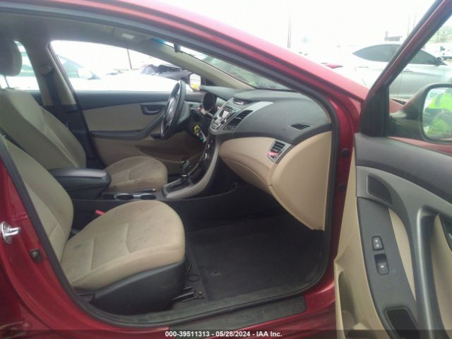 5NPDH4AE3GH715069 Hyundai ELANTRA SE
