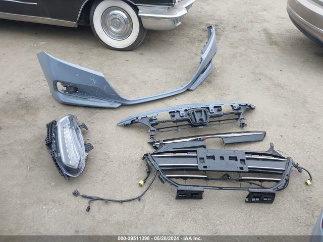 1HGCV3F9XNA012181 Honda Accord Hybrid Touring