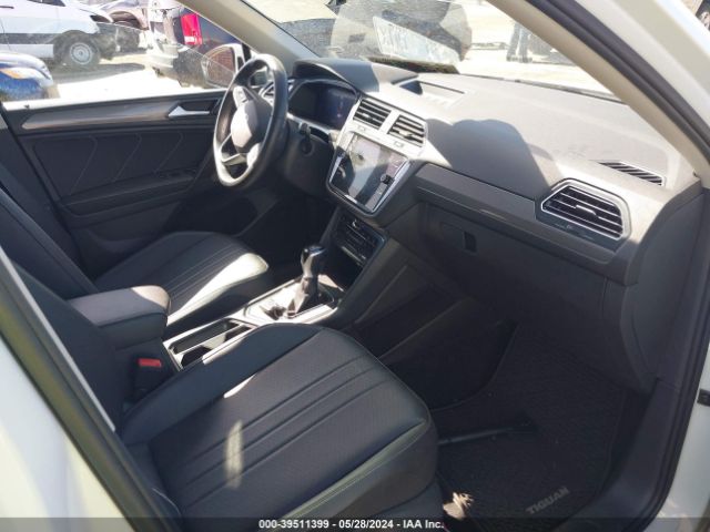 3VV3B7AX1NM108418 Volkswagen Tiguan 2.0t Se