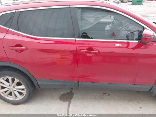 JN1BJ1CR8JW262128 Nissan Rogue Sport Sv