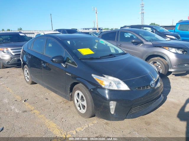 Toyota Prius Two 2014 JTDKN3DU4E1809172 zdjęcie główne