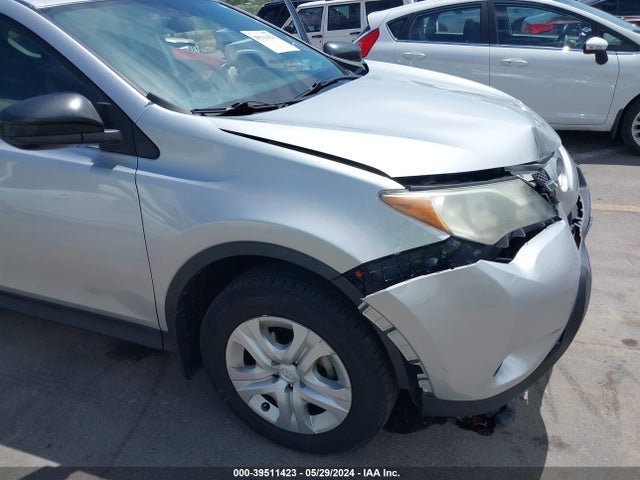 Toyota RAV4 LE 2015 2T3BFREV3FW252376 Image 18