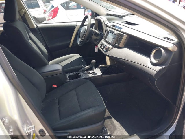Toyota RAV4 LE 2015 2T3BFREV3FW252376 Image 5