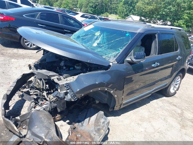 Ford EXPLORER XLT 2015 1FM5K7D85FGA01102 Image 2