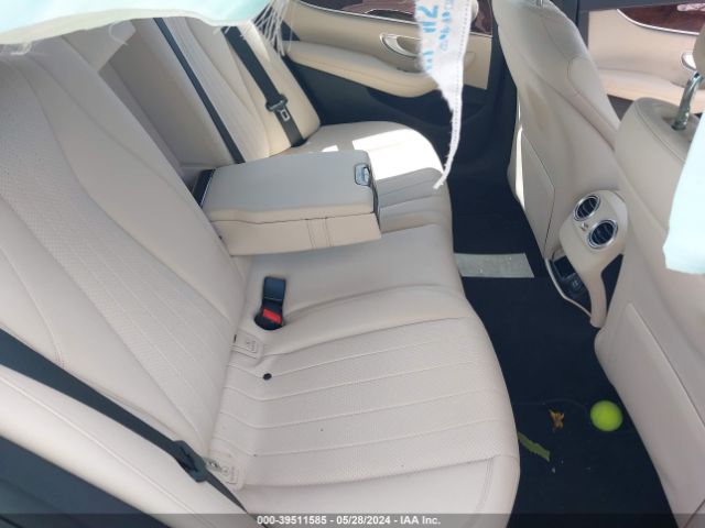 WDDZF4KB0HA051361 Mercedes-Benz E 300 4matic