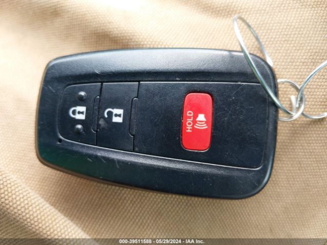 JTDKARFU2G3519967 Toyota Prius Four