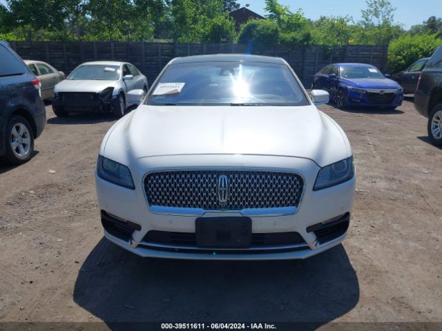 1LN6L9NP2J5610073 Lincoln Continental Reserve