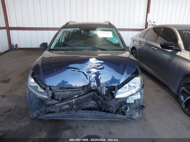 3VW717AU2JM765924 Volkswagen Golf Sportwagen Tsi S