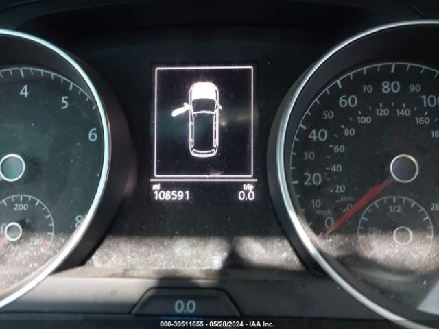 3VW717AU2JM765924 Volkswagen Golf Sportwagen Tsi S
