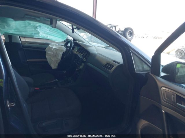 3VW717AU2JM765924 Volkswagen Golf Sportwagen Tsi S
