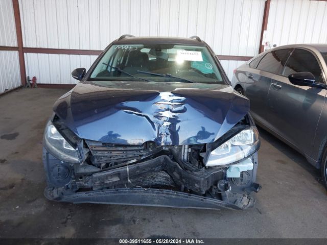 3VW717AU2JM765924 Volkswagen Golf Sportwagen Tsi S