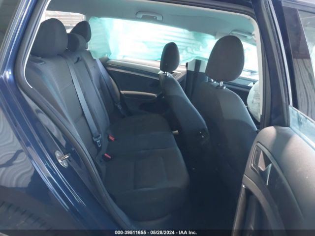 3VW717AU2JM765924 Volkswagen Golf Sportwagen Tsi S