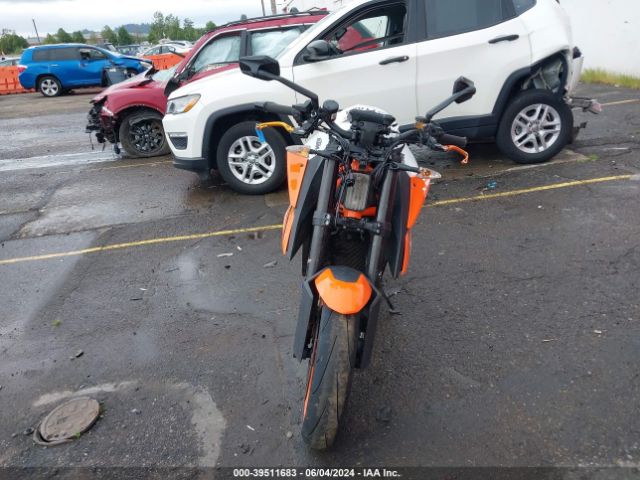 2022 KTM 1290 VBKV39404NM955670 Photo 4
